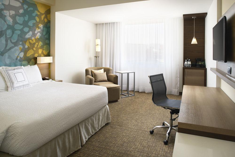 Courtyard By Marriott Hermosillo Esterno foto