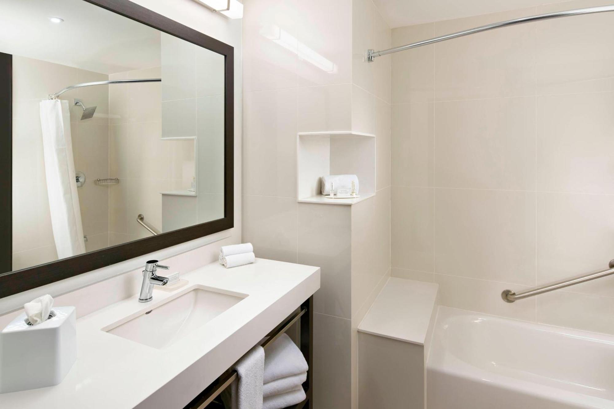 Courtyard By Marriott Hermosillo Esterno foto